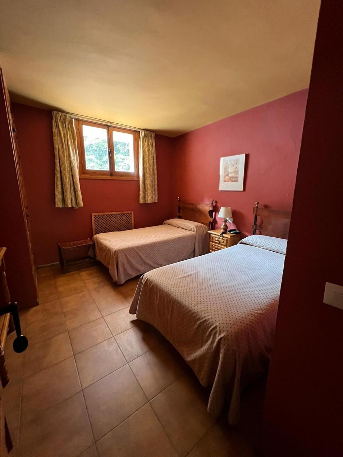 Hotel El Refugio De Juanar Ojén Szoba fotó