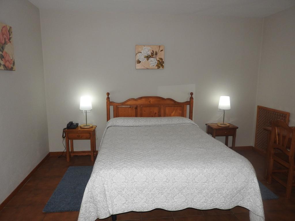 Hotel El Refugio De Juanar Ojén Kültér fotó
